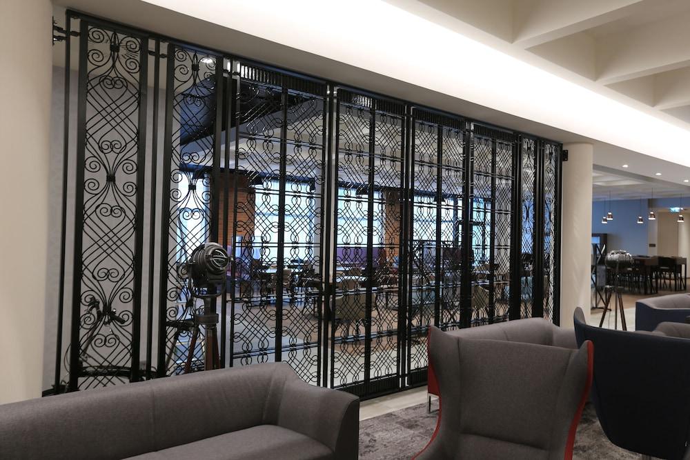 Hampton By Hilton Old Town Hotell 3*